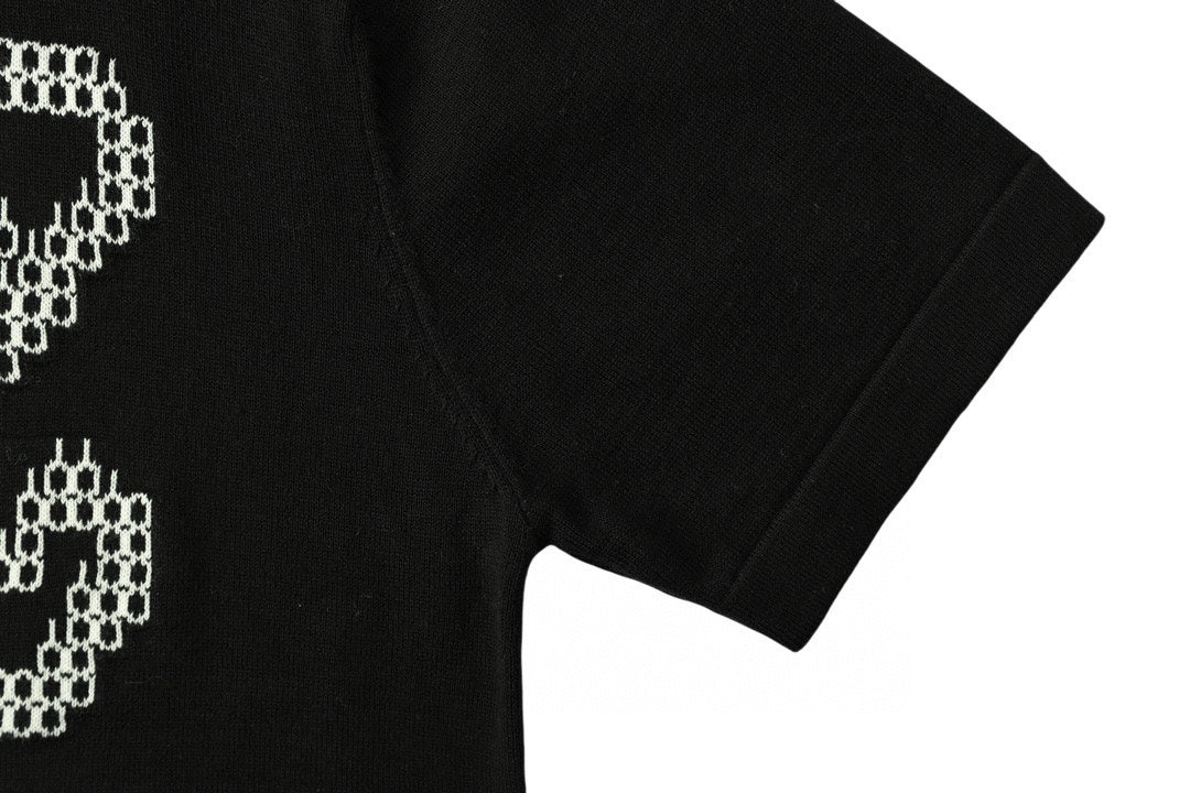 Black Louis Vuitton T-shirt short sleeve and neckline close-up