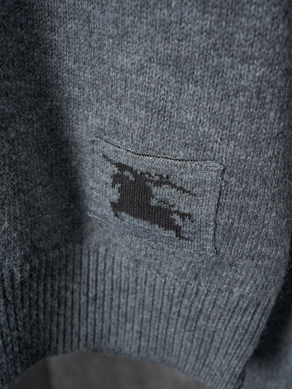 Burberry cardigan embroidered horse logo patch on heather gray knit ribbed trim