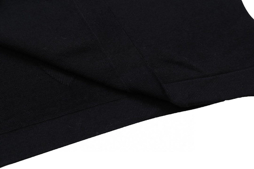 Louis Vuitton black T-shirt sleeve hem with ribbed knit cuff