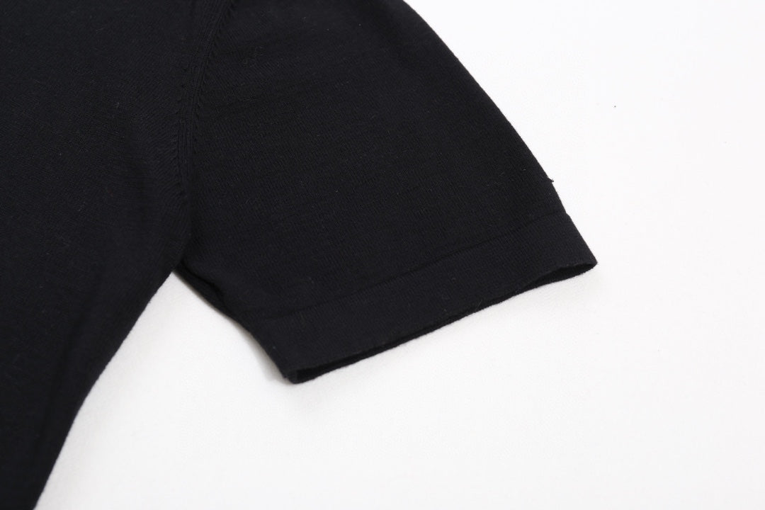 Louis Vuitton black T-shirt short sleeve with ribbed cuff edge