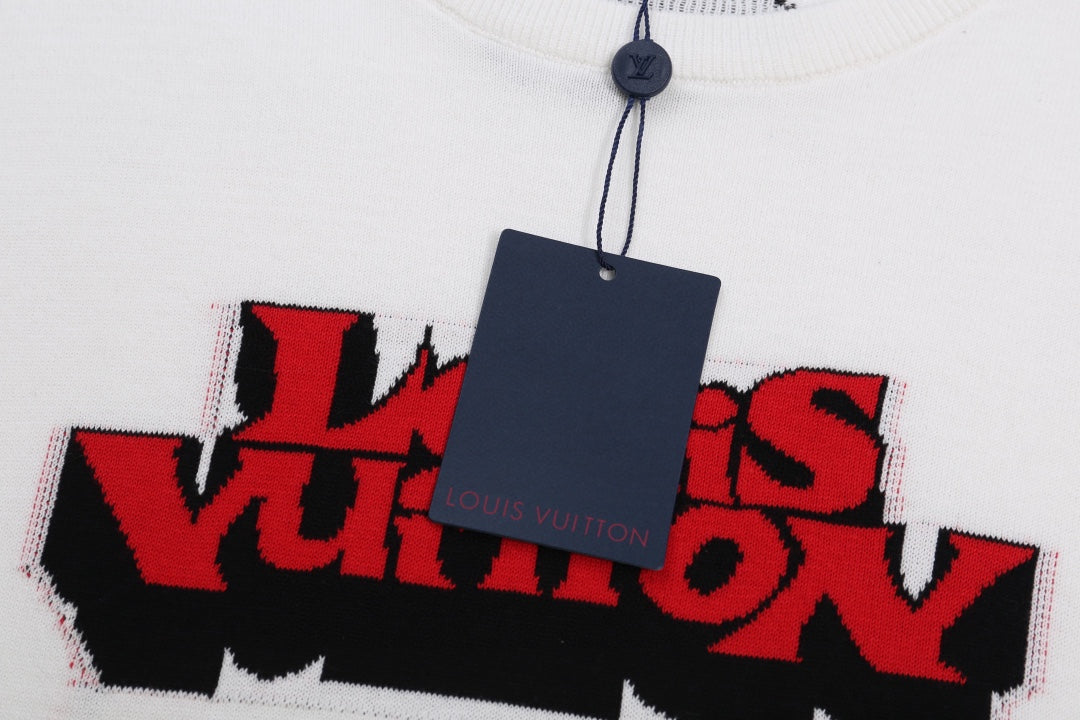 White T-shirt front graphic logo with hanging tag