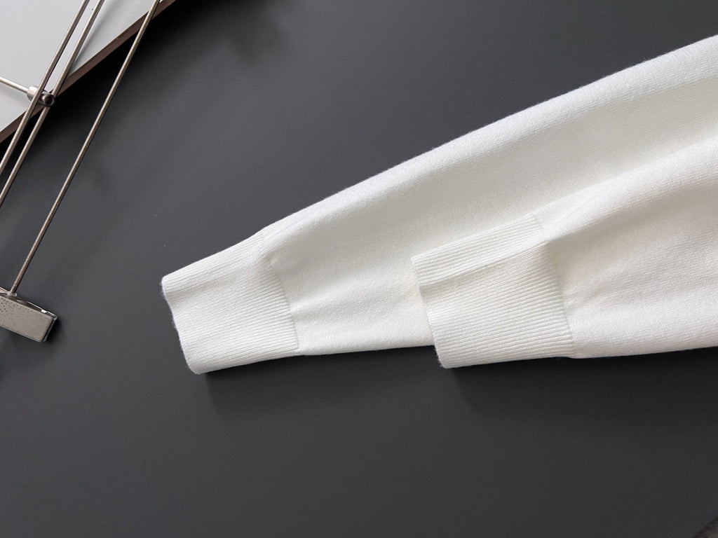 White sweatshirt sleeve cuff with ribbed hem and elastic knitting