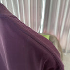 Crewneck T-shirt sleeve and shoulder seam, deep purple knit