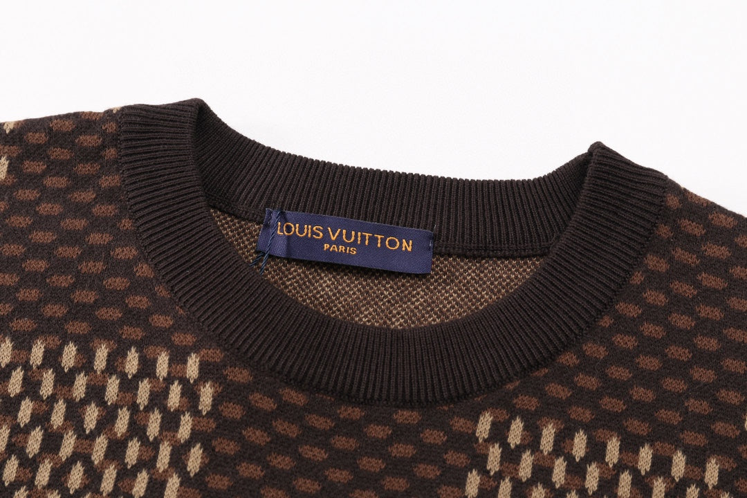 Louis Vuitton crewneck knit shirt with brown check pattern and ribbed neckline