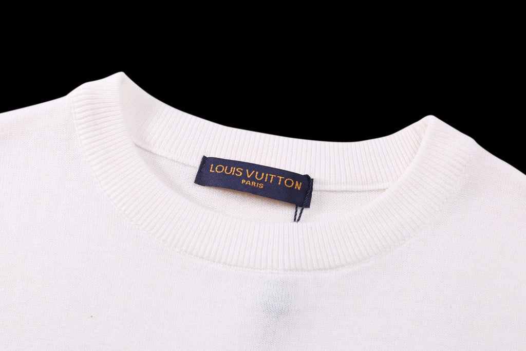Louis Vuitton white T-shirt crewneck collar with logo label