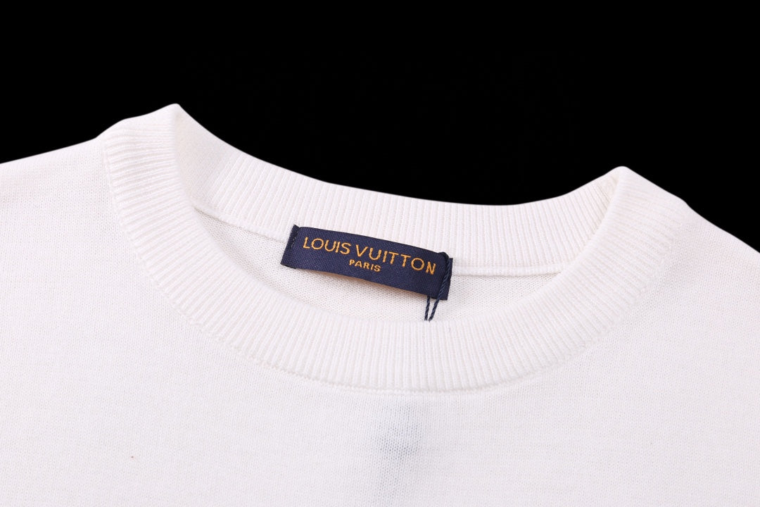 Louis Vuitton white T-shirt crewneck collar with logo label