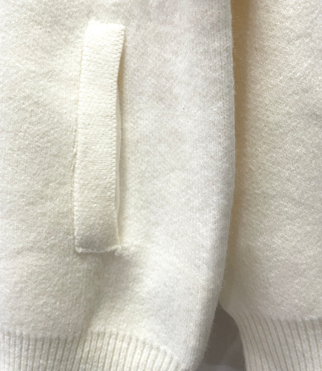 White hoodie front fabric with zip and ribbed cuff detail