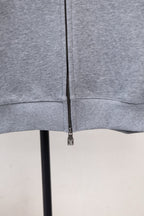 Gray sweatshirt hem with zipper and LV-logo pull