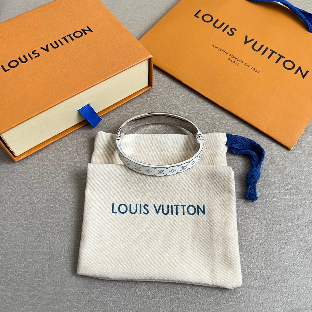 Louis Vuitton Accessories