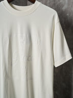 Gucci light cream T-shirt with subtle embossed chest logo