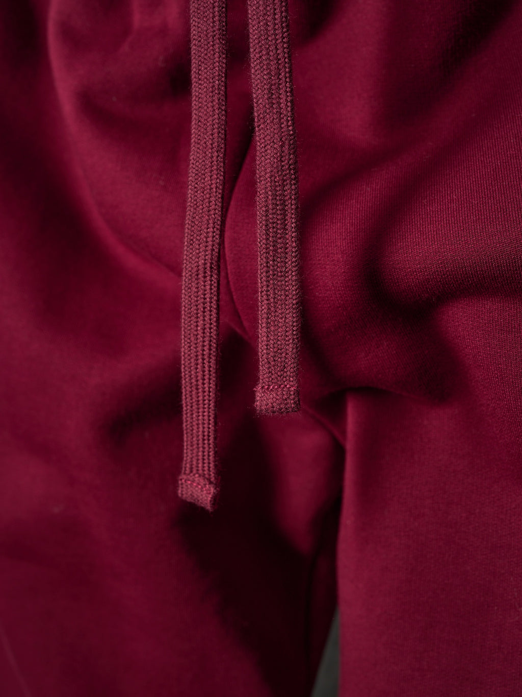 Maroon Gucci sweatpants drawstring ties at inner waistband