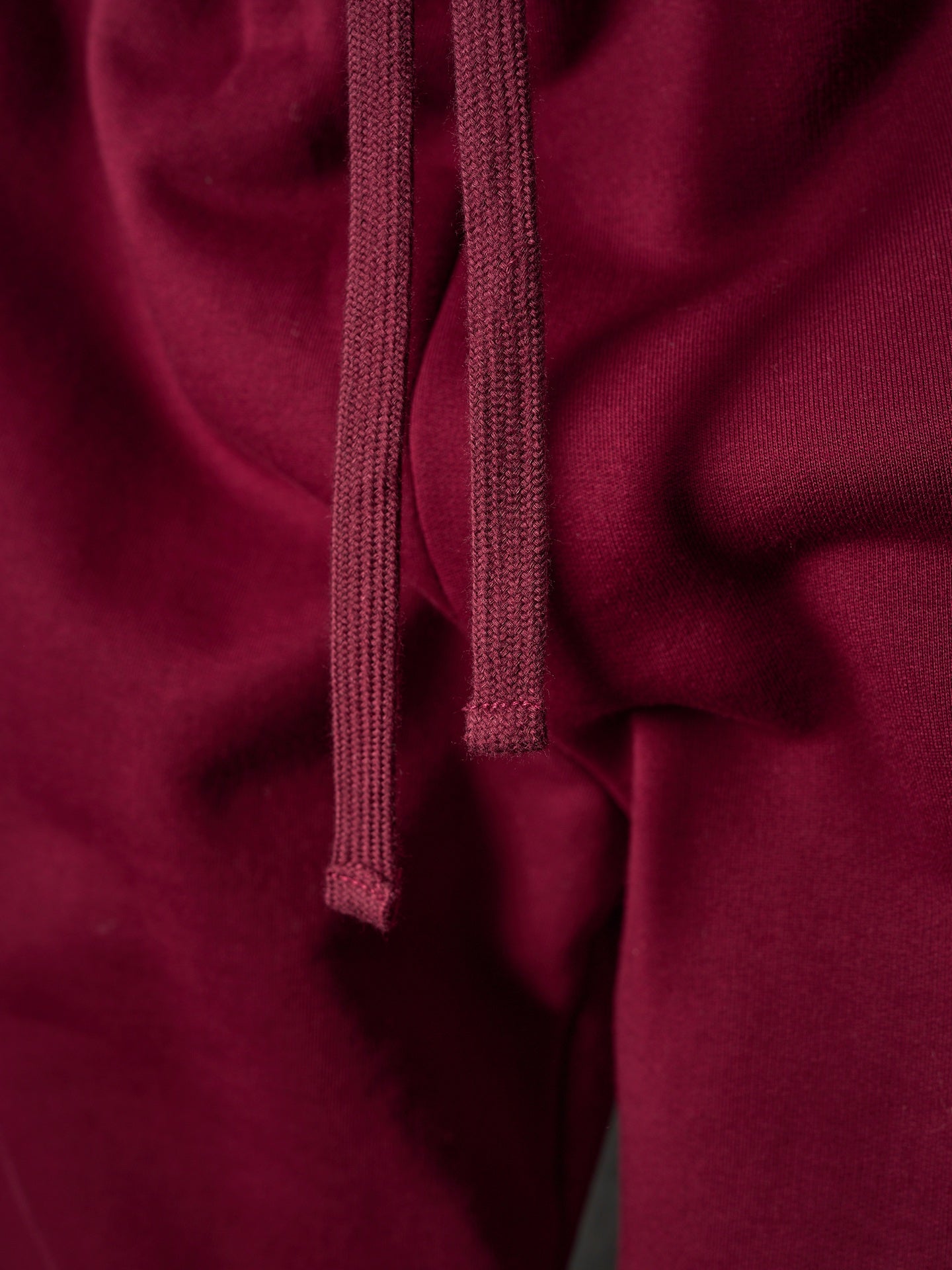 Maroon Gucci sweatpants drawstring ties at inner waistband