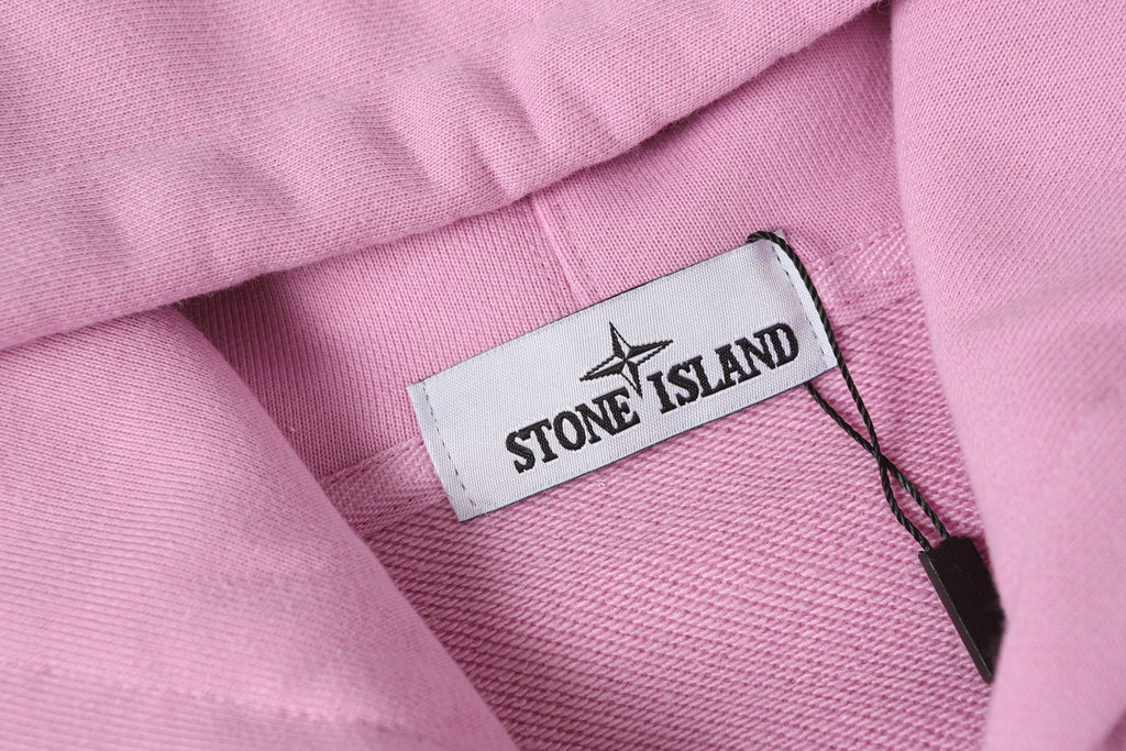 Stone Island size label inside light pink hoodie collar.