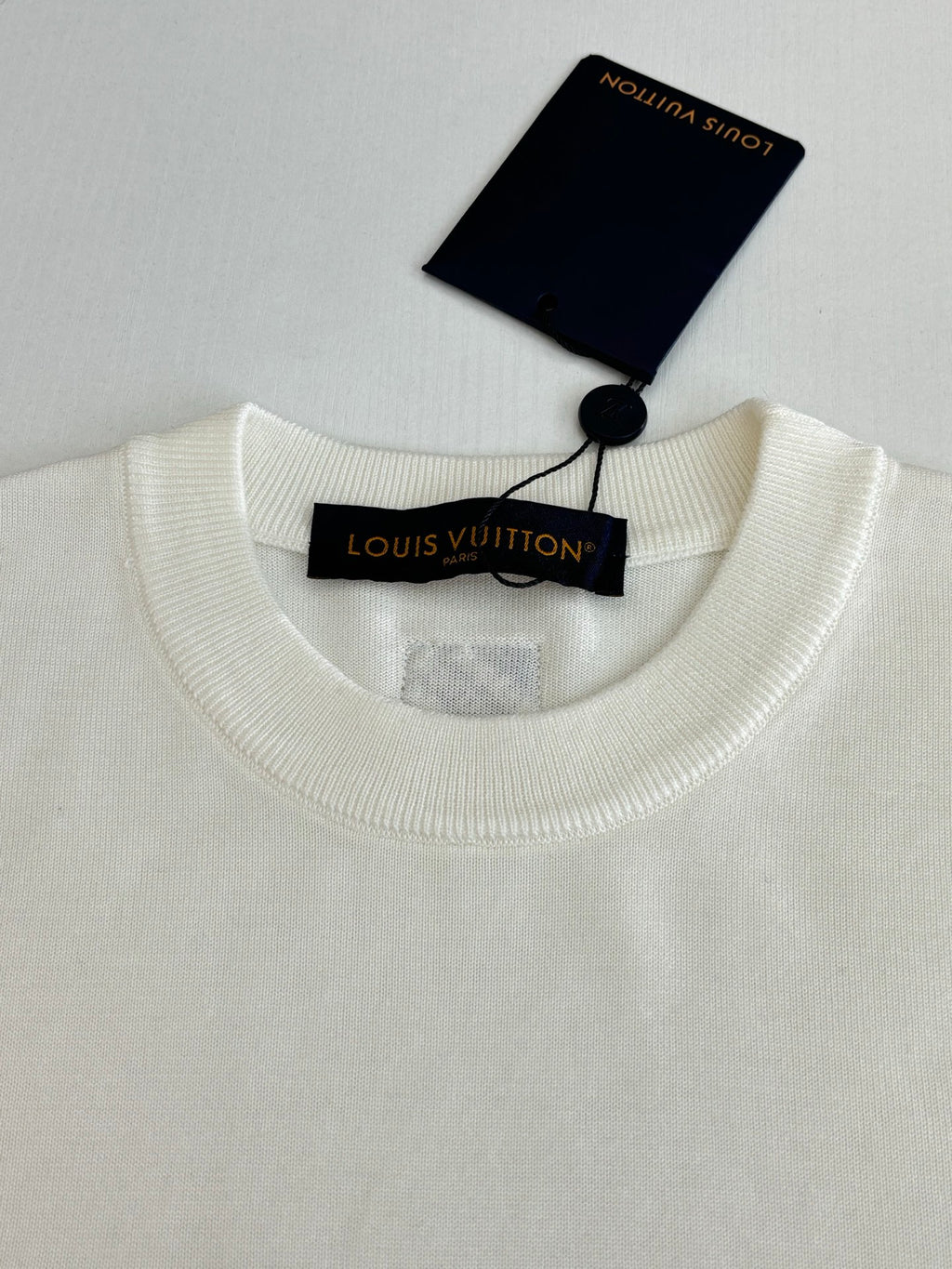 Louis Vuitton white T-shirt crew neck with inner brand label