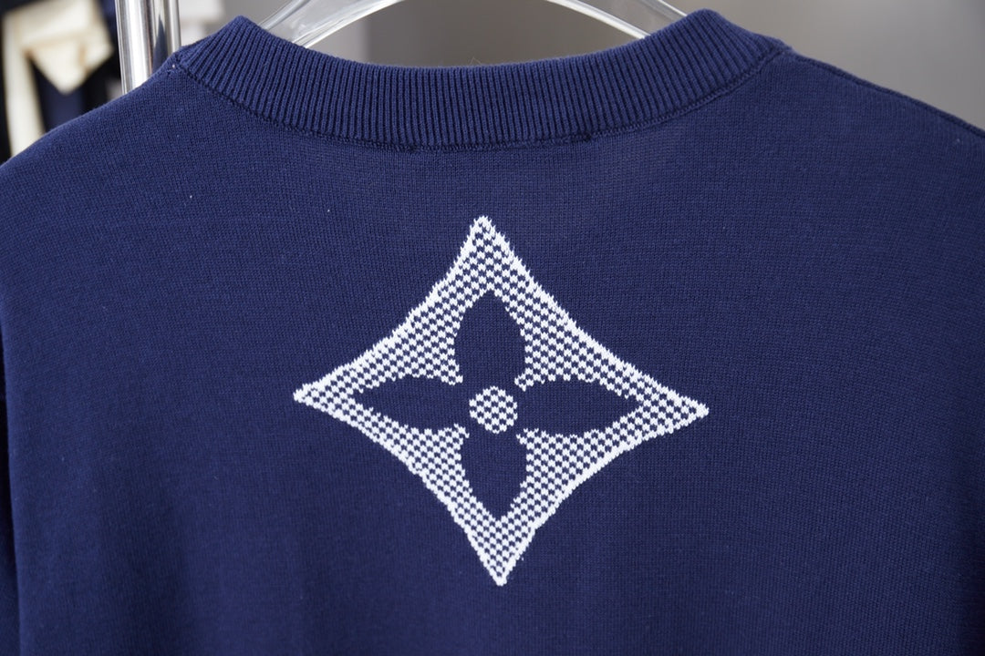 Navy T-shirt back with white diamond LV flower monogram