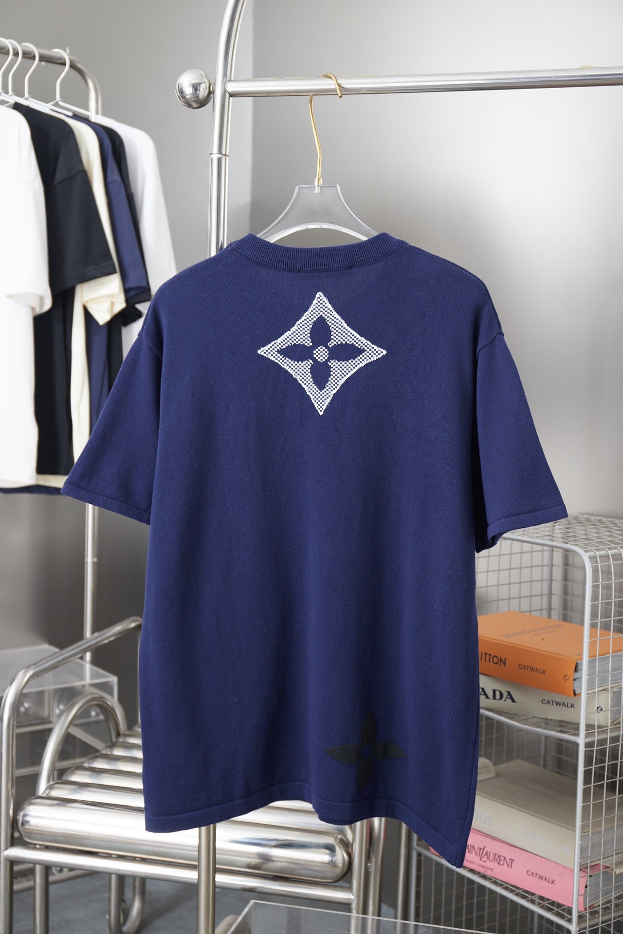 Navy T-shirt with diamond-shaped LV flower monogram on back