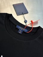 Louis Vuitton short-sleeve T-shirt neckline, black knit with attached tags