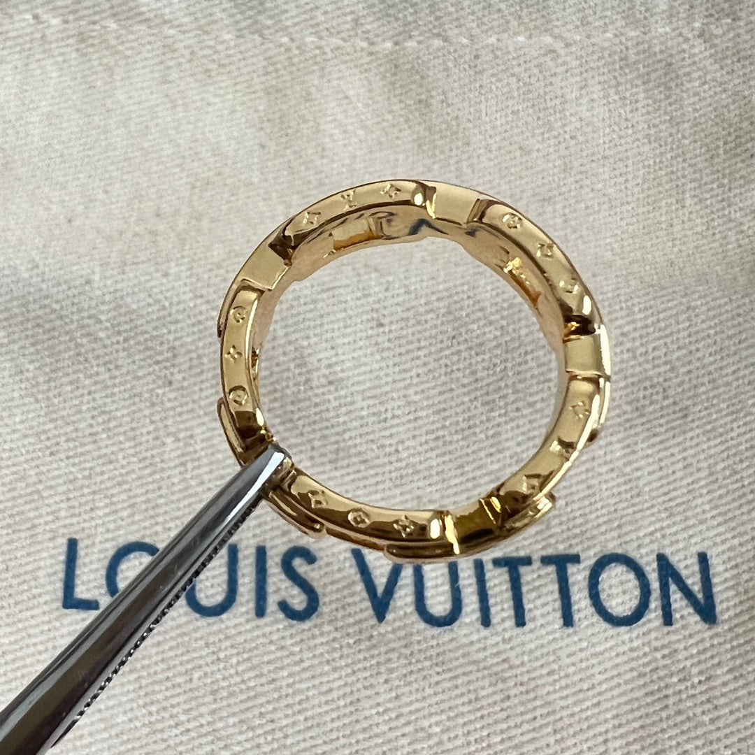 Louis Vuitton Accessories