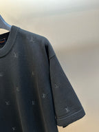 Louis Vuitton dark monogram T-shirt sleeve, ribbed cuff and hem