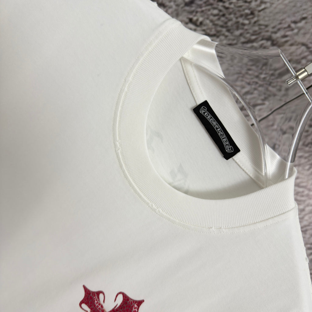White T-shirt neckline and inner neck label with black tag