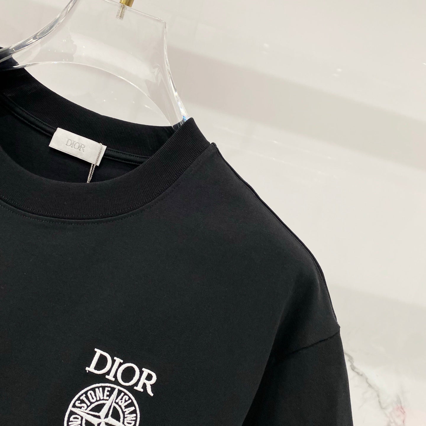 Black Dior crew-neck T-shirt with left chest emblem logo