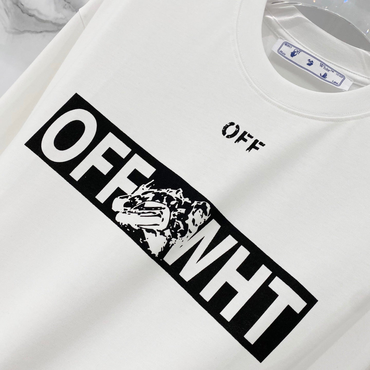 Off-White off-white T-shirt with OFF-WHITE diagonal logo graphic