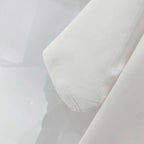 Off White off-white T-shirt fabric and curved hem close-up