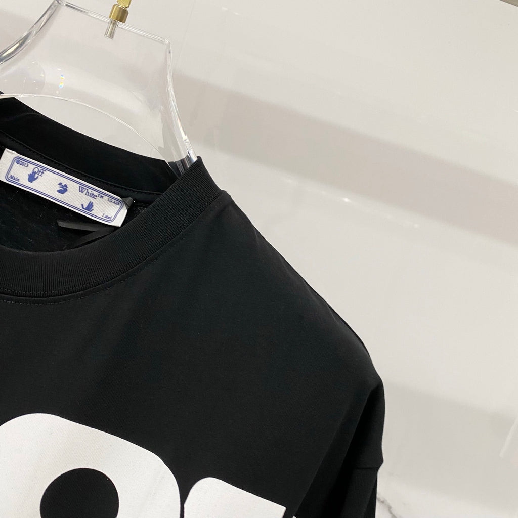 Off White T-shirt, black, crew neck and collar seam close-up