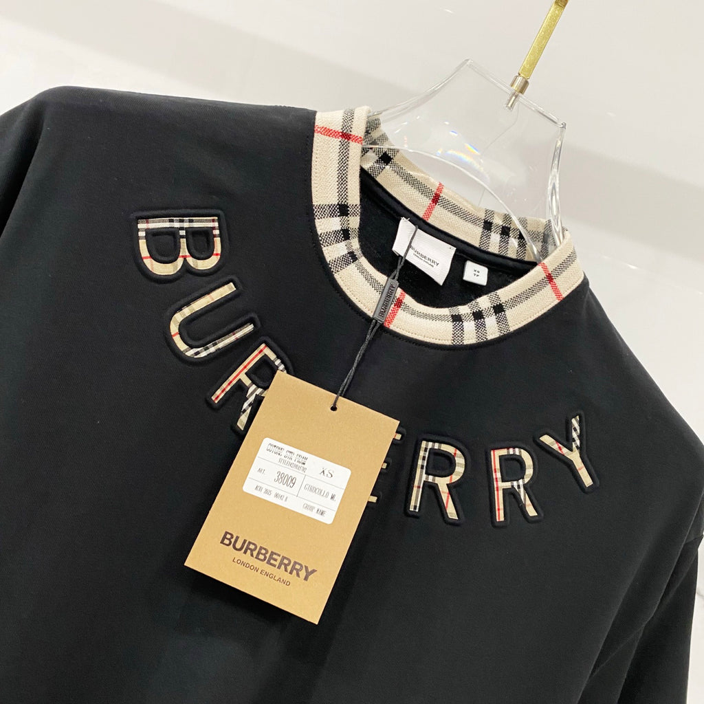 Burberry black short-sleeve T-shirt with checkered collar, BURBERRY print, hanging tag