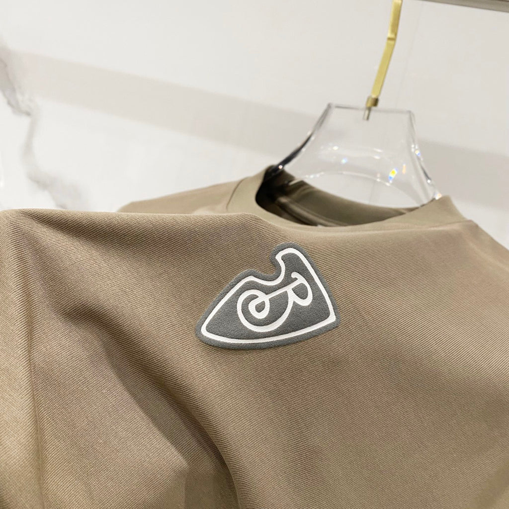 Burberry olive T-shirt shoulder and large back logo patch