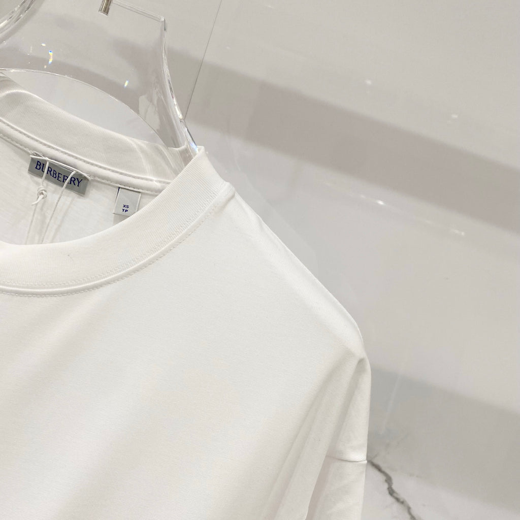 White short-sleeve T-shirt with round crew neck and small inner label