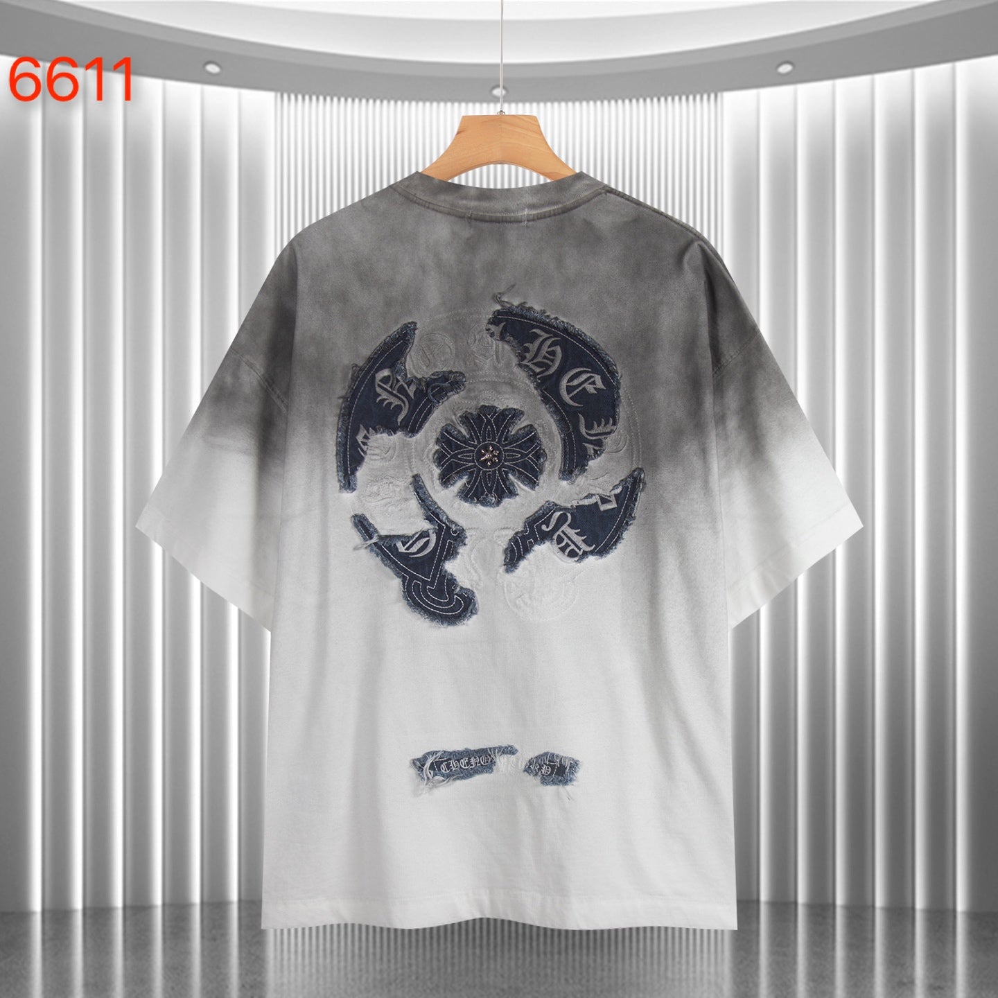 Gradient T-shirt, dark gray to white, navy embroidered back crest and short sleeves