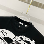 Black short-sleeve T-shirt neckline with brand label inside