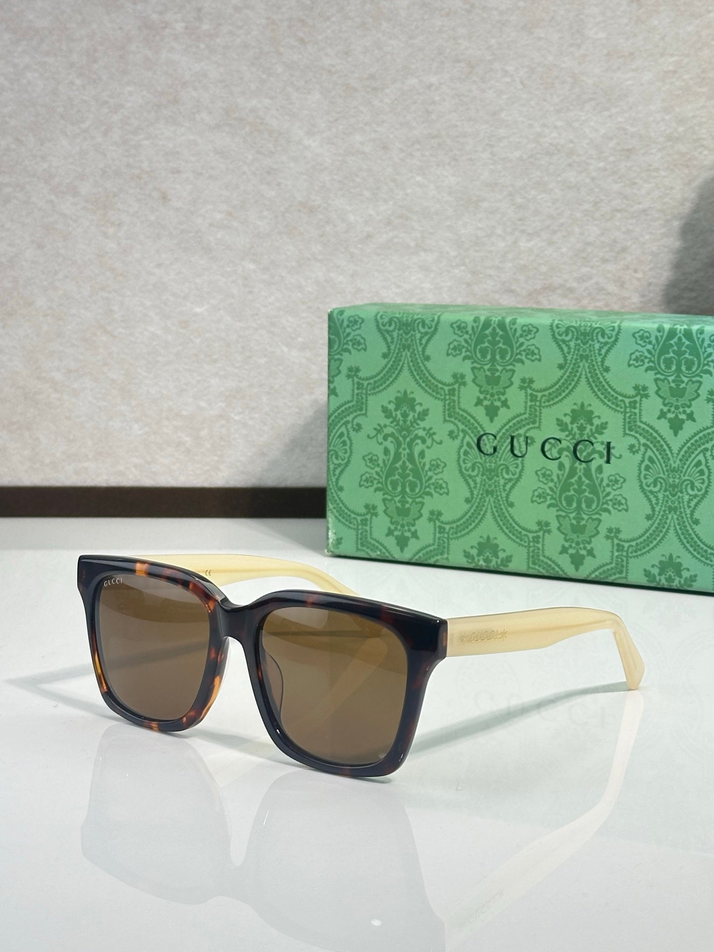 Gucci Glasses