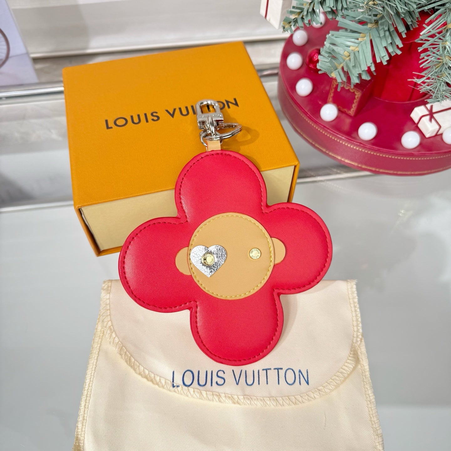 Louis Vuitton Accessories