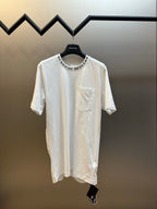 White short-sleeve T-shirt with chest pocket and crew neck