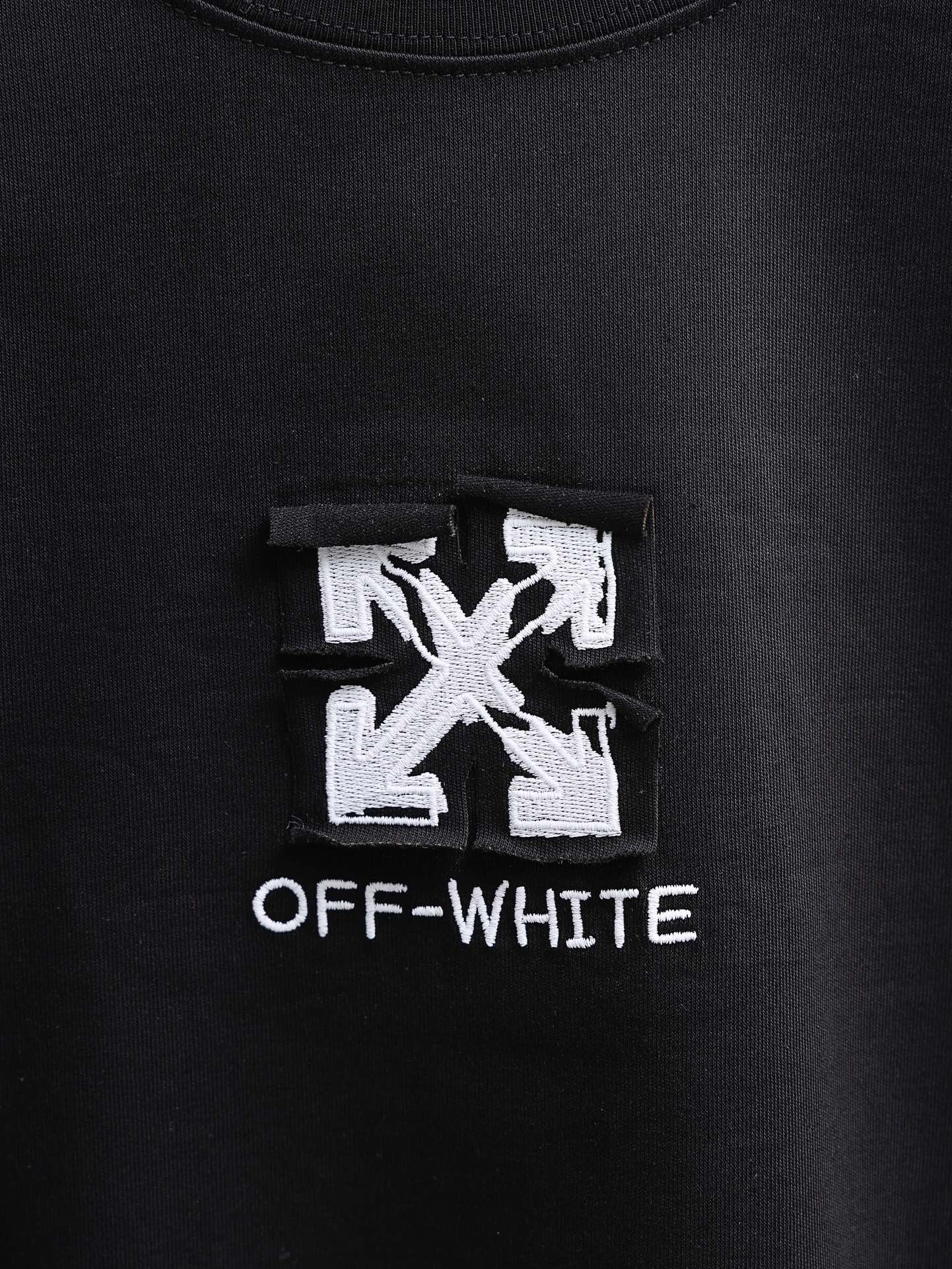 Off-White black T-shirt chest graphic patch with Off-White text