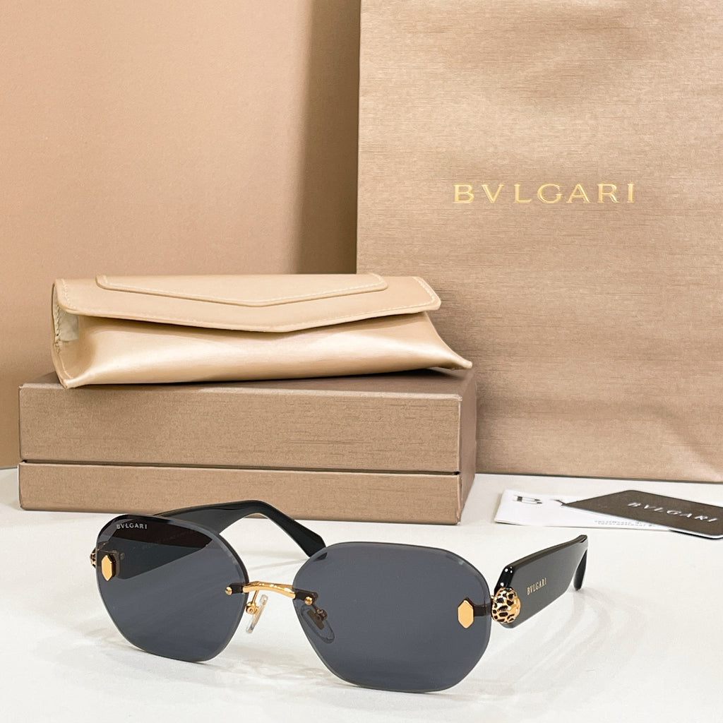 Bvlgari sunglasses with black frame and dark gray gradient lenses