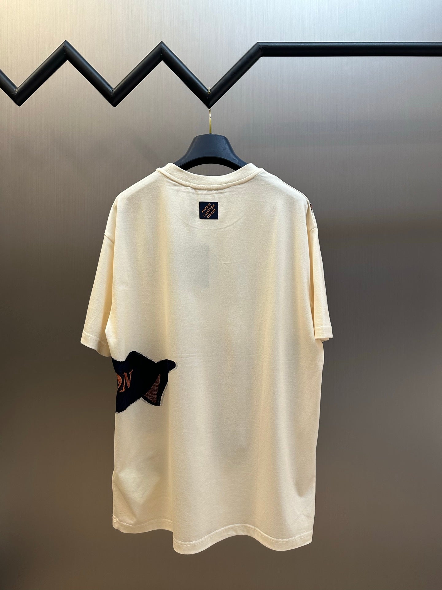 Louis Vuitton cream T-shirt with small back logo patch, short sleeves