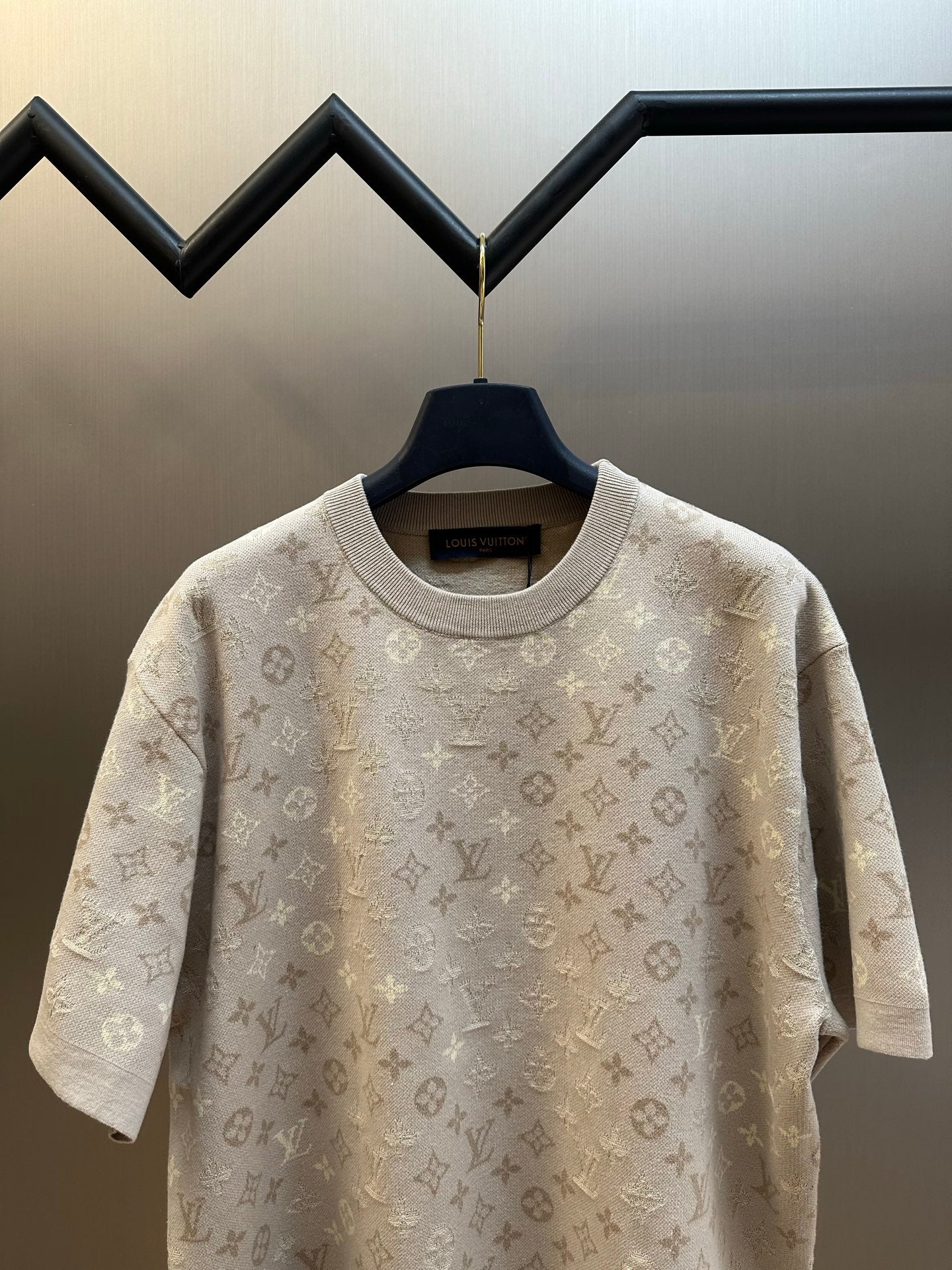 Monogram knit T-shirt in light beige with crew neck and longish short sleeves