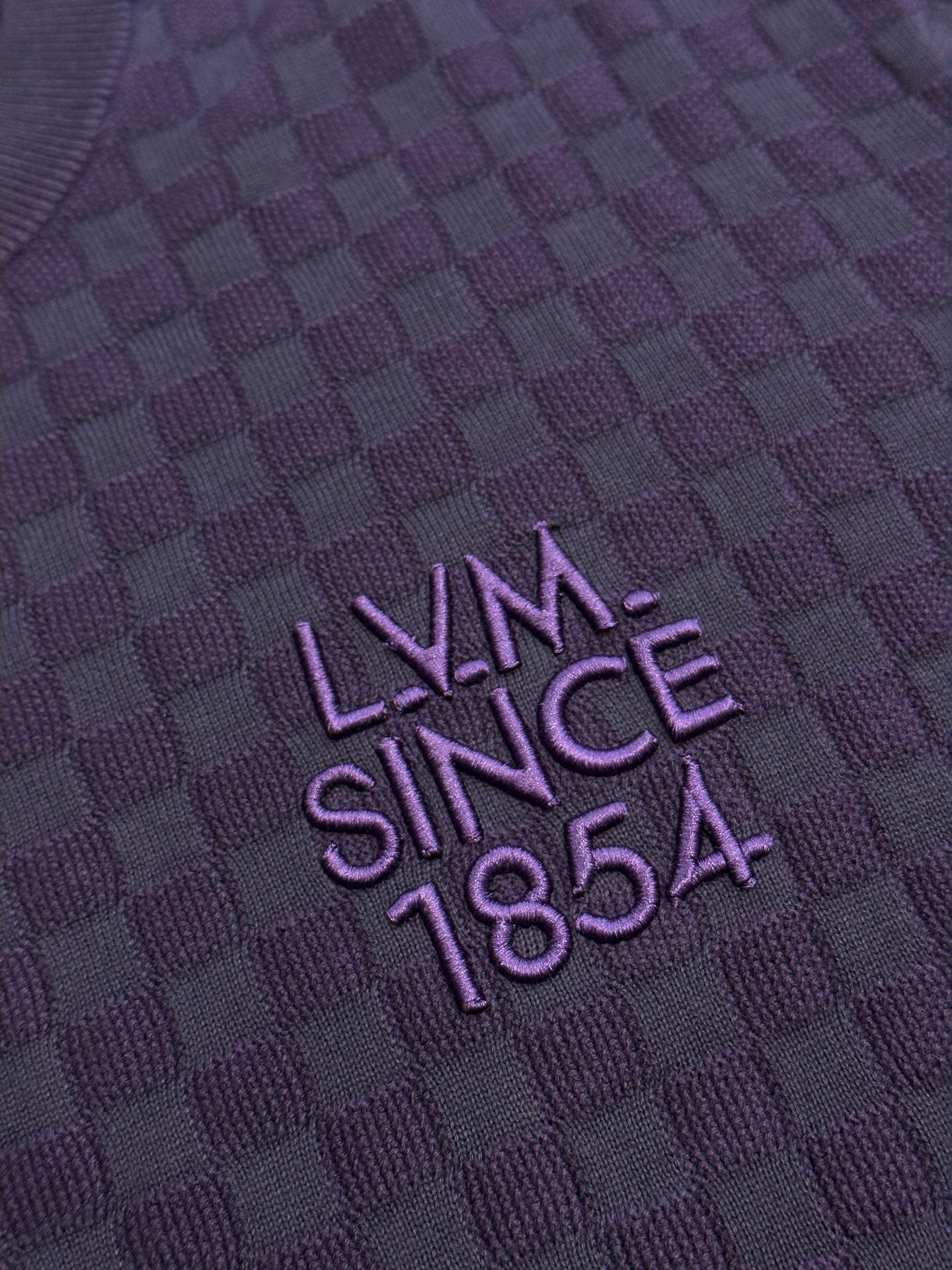 Louis Vuitton short-sleeve T-shirt chest logo “LVN SINCE 1854” on dark purple knit