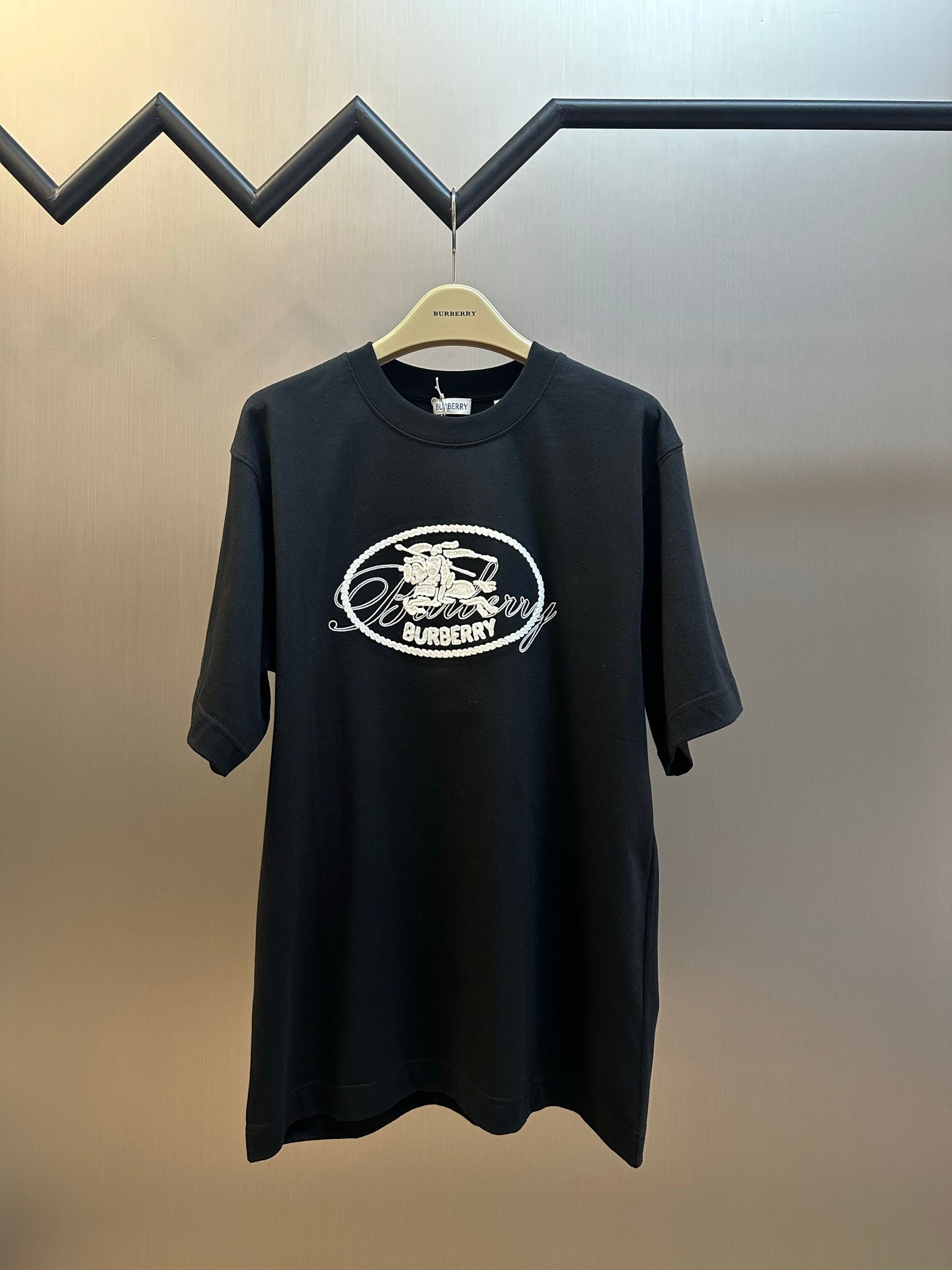 Black short-sleeve T-shirt with crew neck and white Burberry crest logo