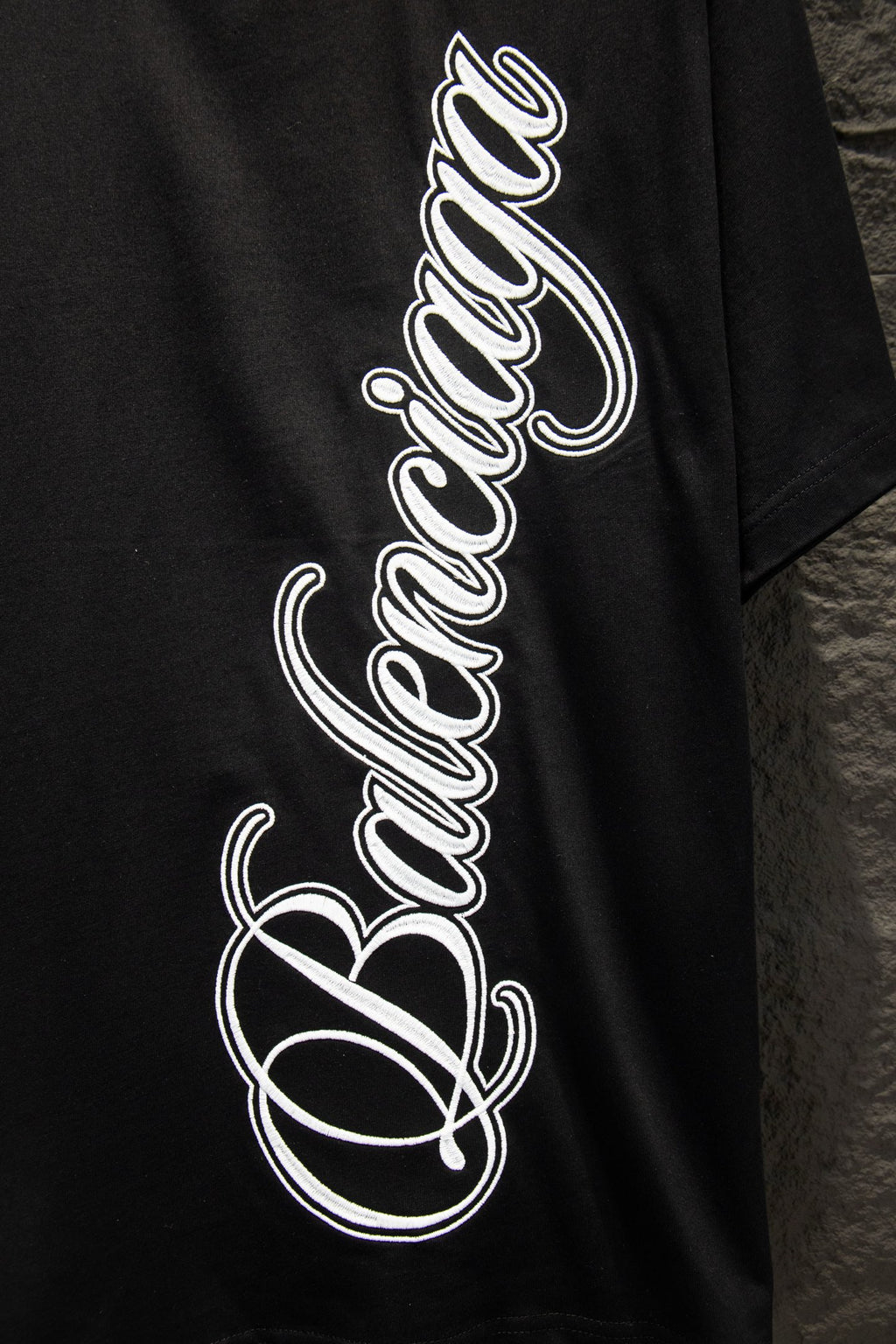 Balenciaga short-sleeve T-shirt with white 'Balenciaga' script logo detail