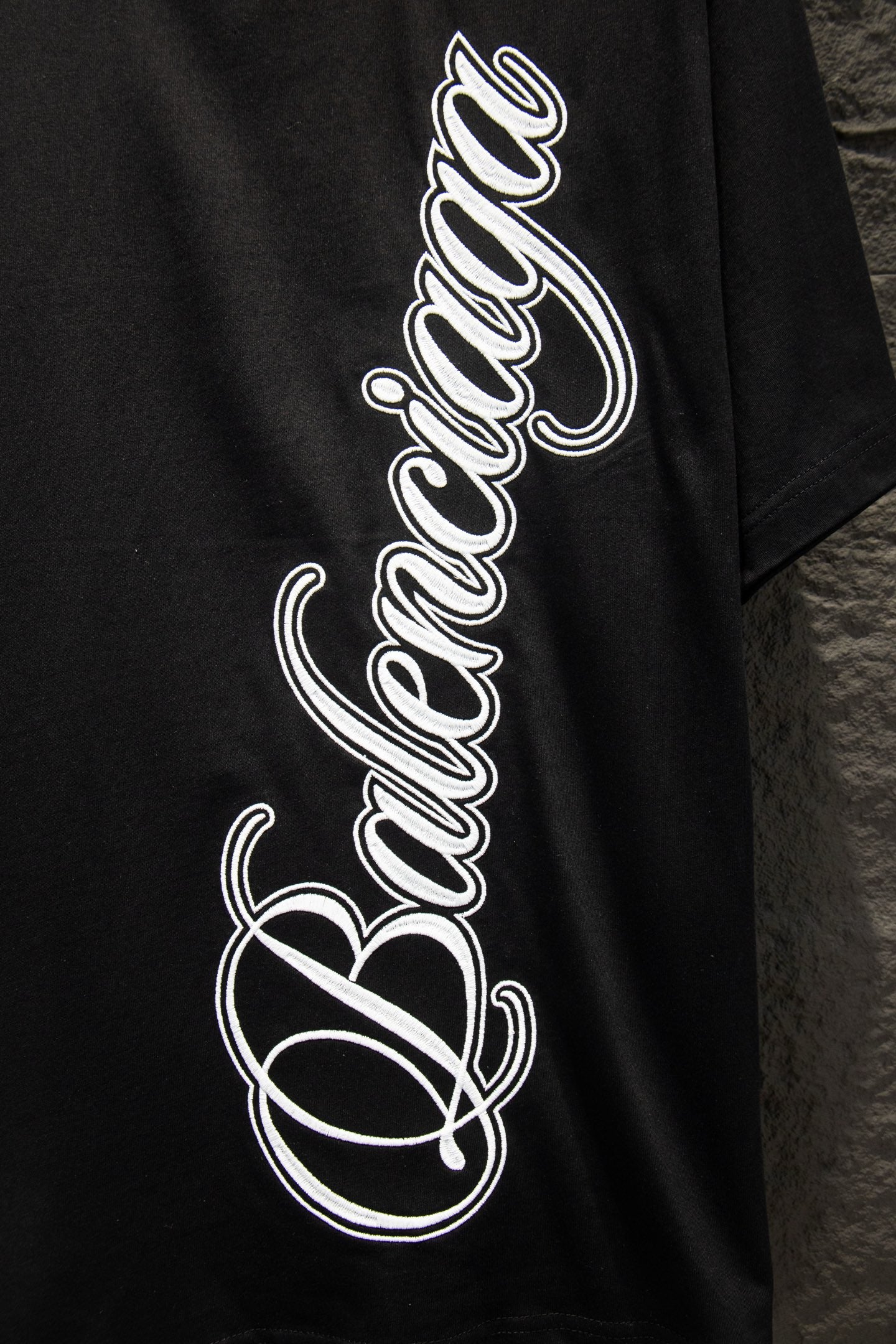 Balenciaga short-sleeve T-shirt with white 'Balenciaga' script logo detail