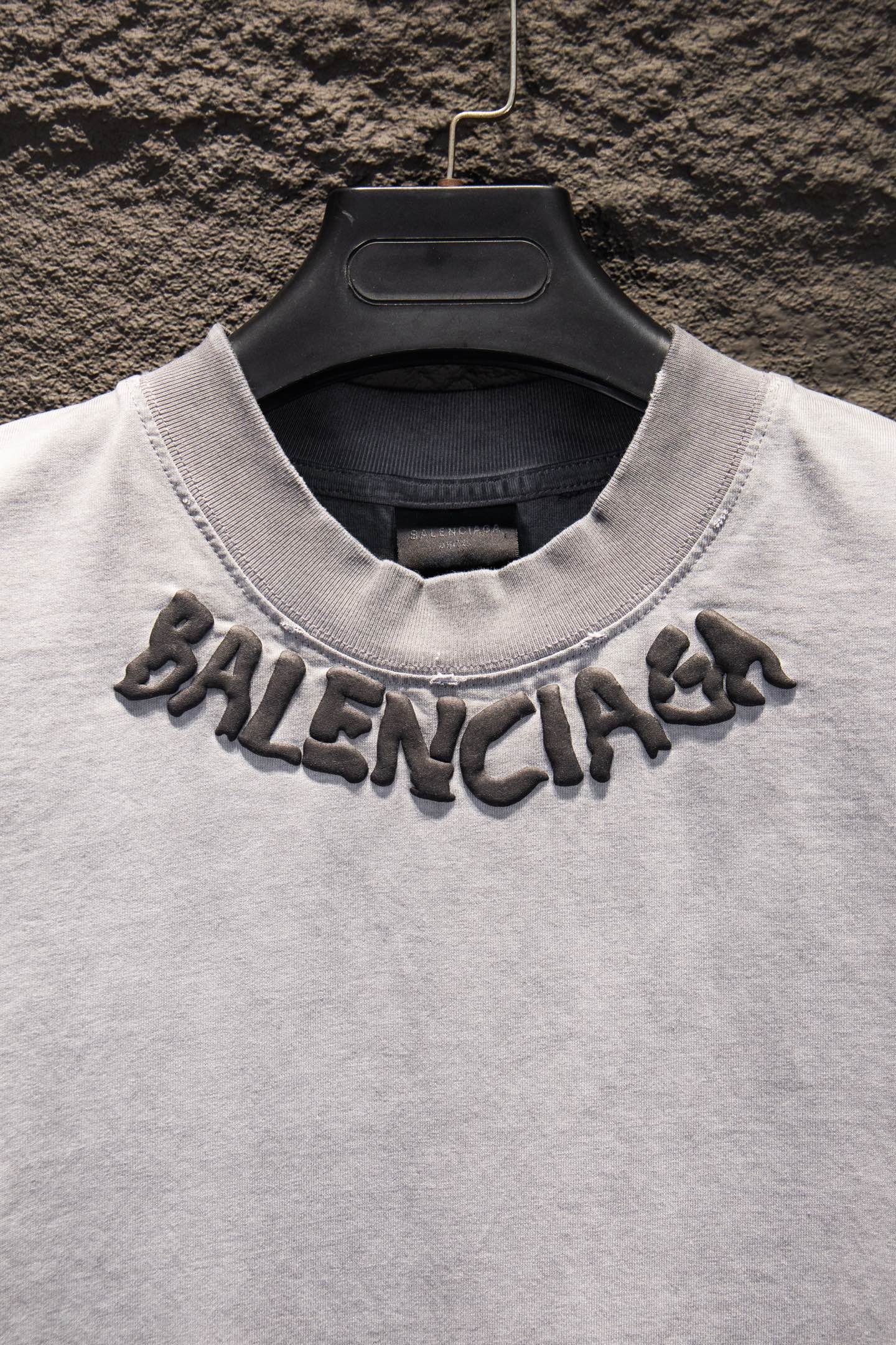 Balenciaga short-sleeve T-shirt, light gray, ribbed crew neck, front logo detail