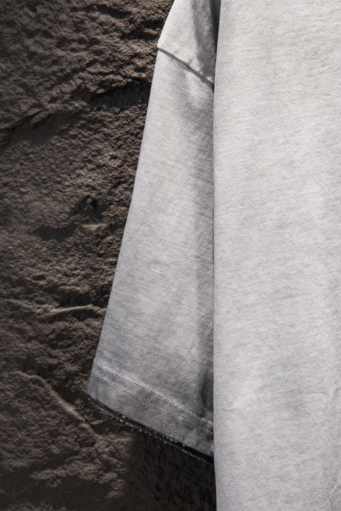Balenciaga short-sleeve T-shirt, light gray, curved hem with stitched edge