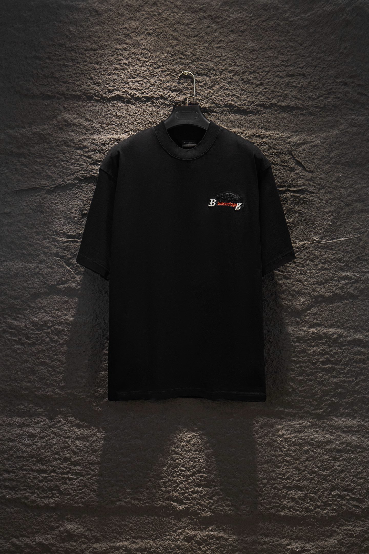Balenciaga black short-sleeve T-shirt with small chest logo patch