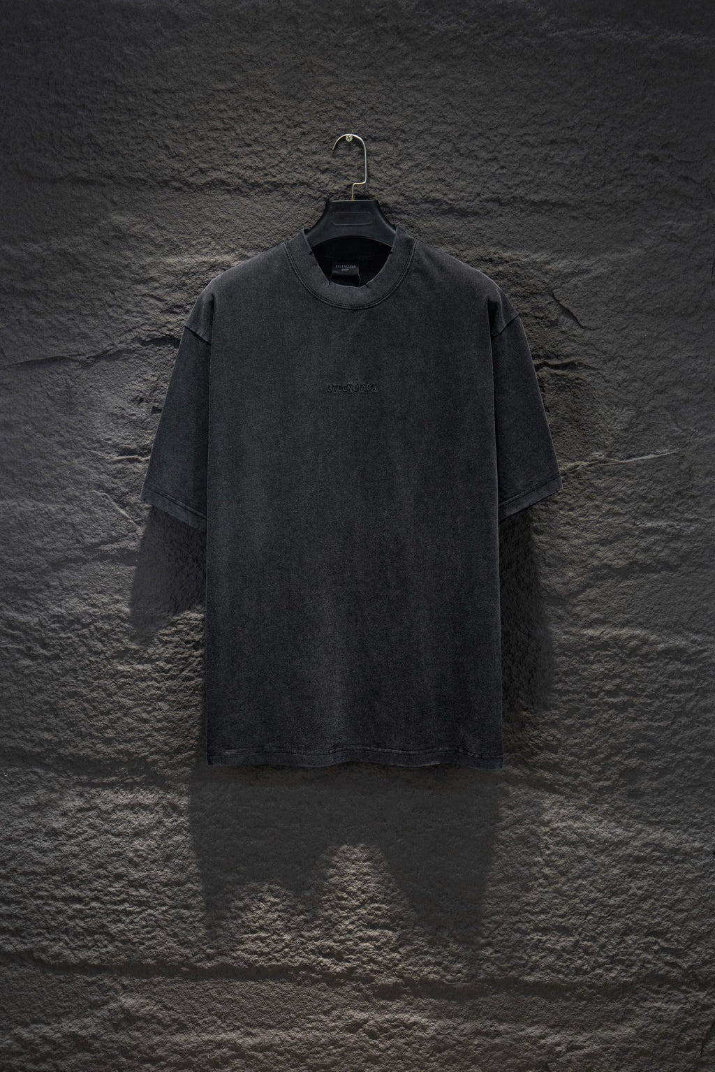 Balenciaga graphic T-shirt in dark gray, crew neck with short sleeves
