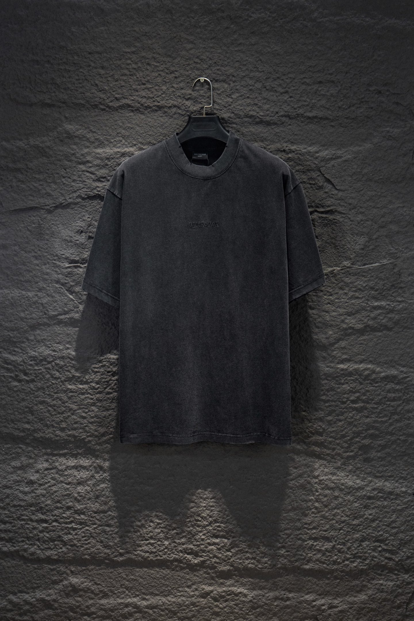 Balenciaga graphic T-shirt in dark gray, crew neck with short sleeves