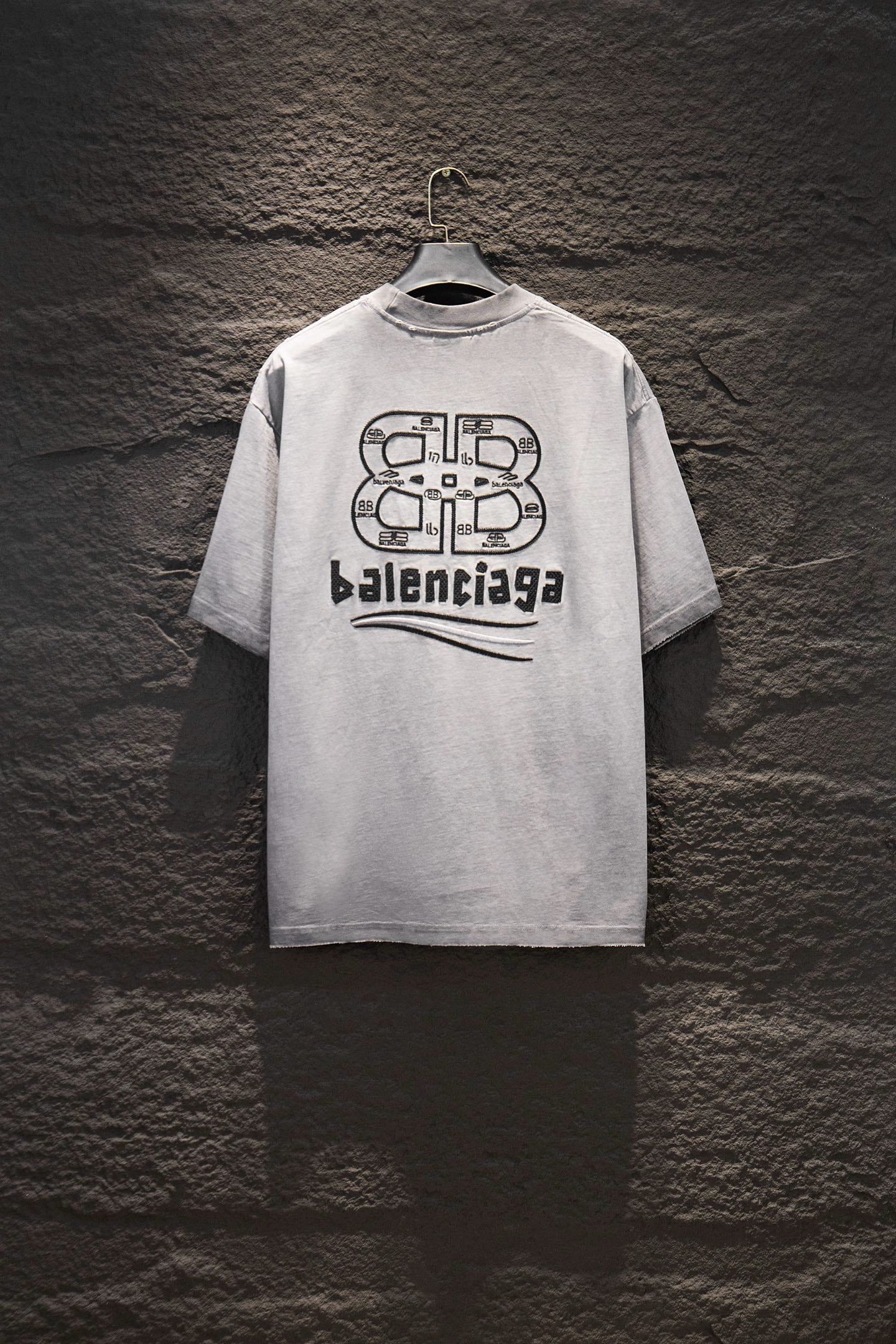 Light gray short-sleeve T-shirt with large back Balenciaga logo graphic